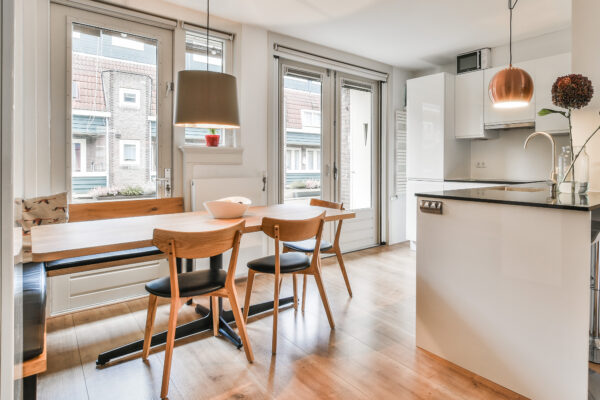 Cozy dining room of a modern apartment Appartement Mâarif
